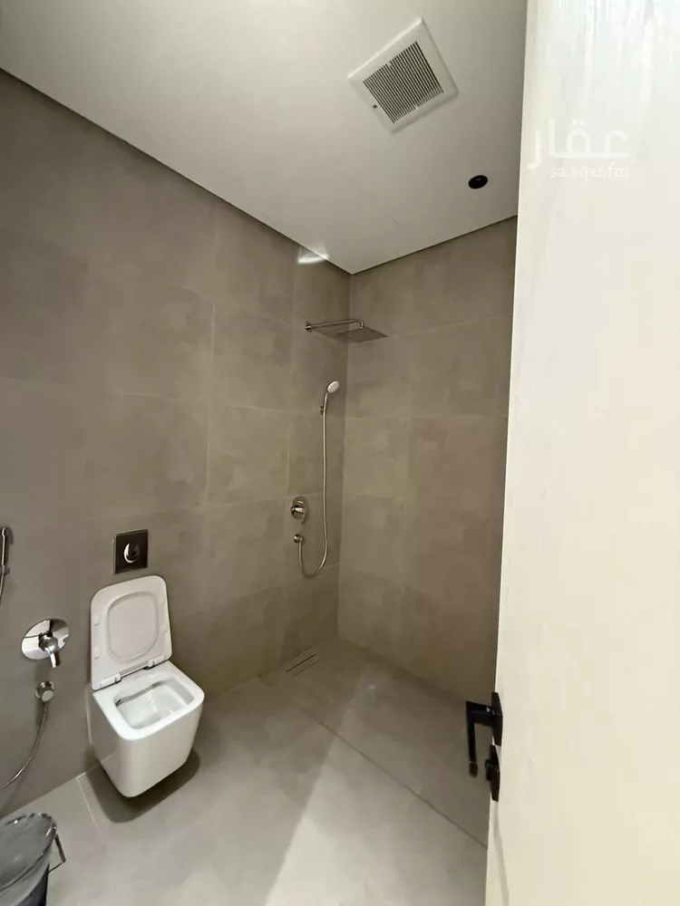 شقة للبيع في شارع ثعلبة بن سعد الخزرجي, حي العارض, مدينة الرياض, منطقة الرياض صورة 2