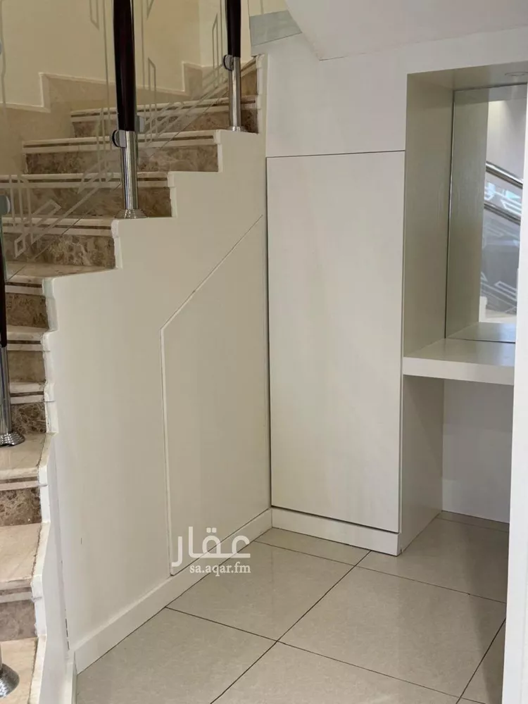 Apartment for Rent in Riyadh Al Malqa 10