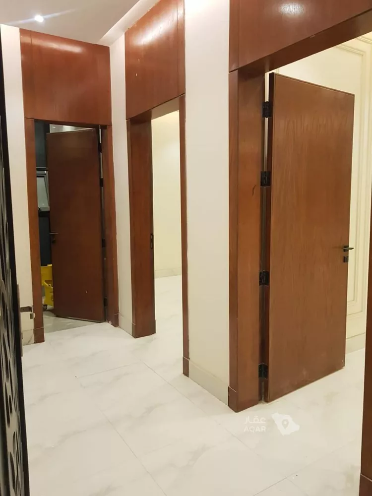 Apartment for Sale in Riyadh Dhahrat Namar 3
