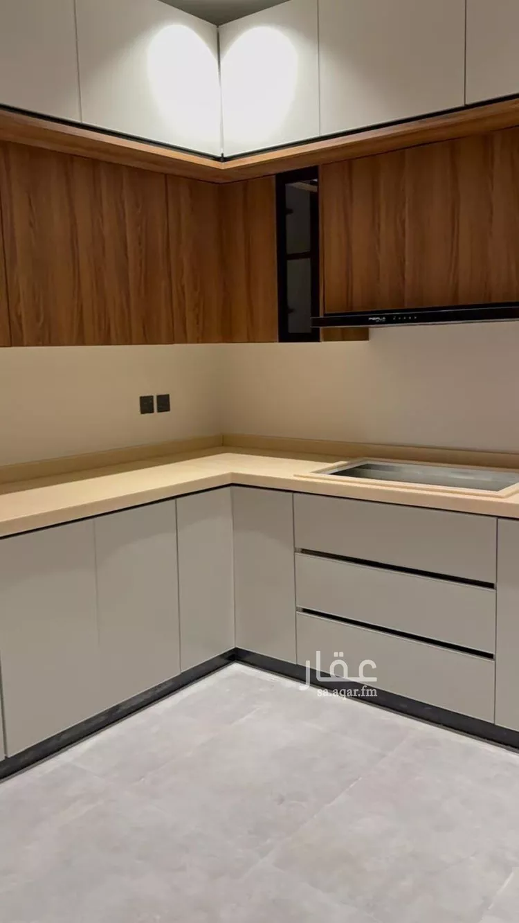 Floor for Sale in Riyadh An Narjis 18