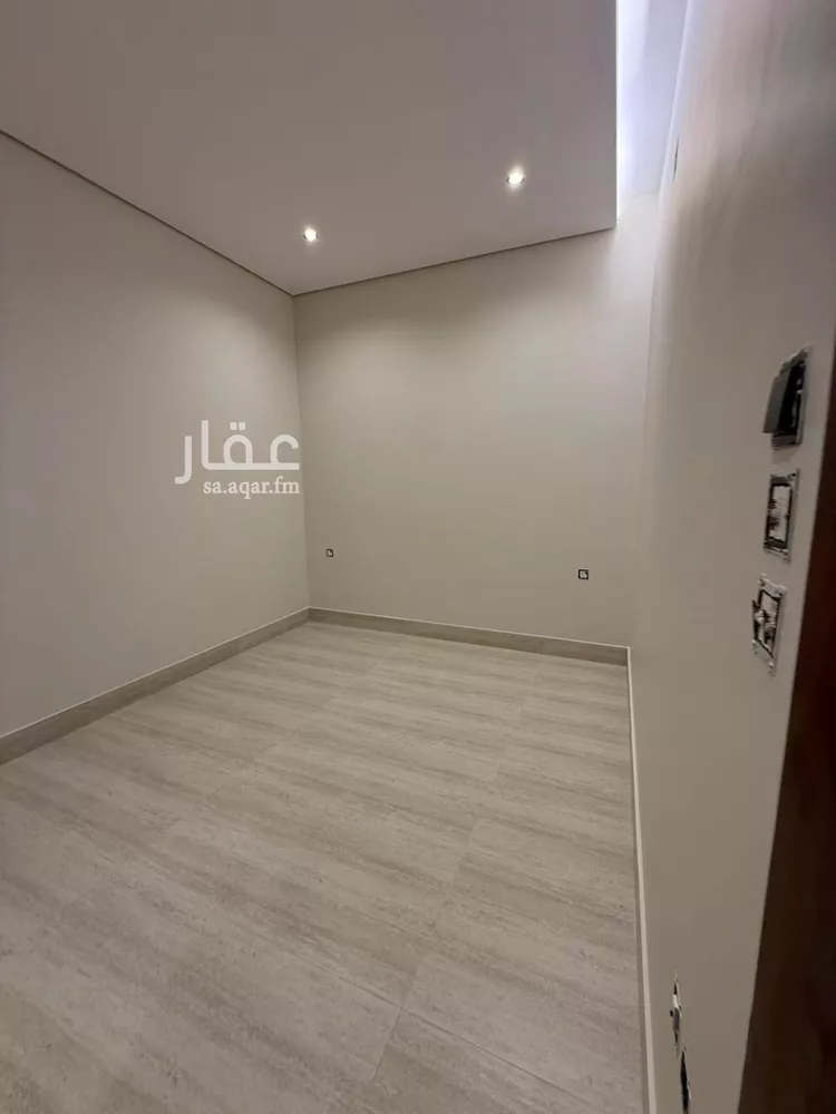دور للبيع في شارع ضياء الدين البالسي, حي النرجس, مدينة الرياض, منطقة الرياض 6