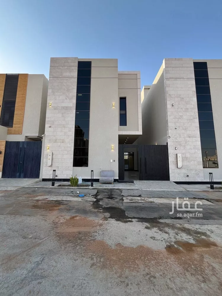 فيلا للبيع في شارع عبدالملك الألبيري, حي المهدية, مدينة الرياض, منطقة الرياض صورة 2
