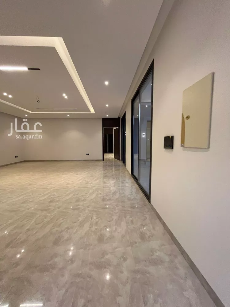 فيلا للبيع في شارع عبداللطيف بن المبارك, حي المهدية, مدينة الرياض, منطقة الرياض صورة 5