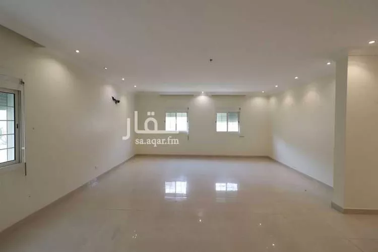 فيلا للبيع في شارع محمد بن الشافعى, حي الزهراء, مدينة جدة, منطقة مكة المكرمة صورة 2