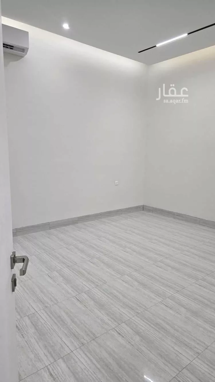 دور للبيع في شارع عبدالرحمن أبي شامه , حي الرمال, مدينة الرياض, منطقة الرياض صورة 4