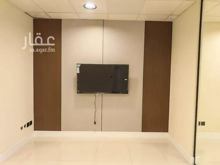 مكتب تجاري للإيجار في شارع طريق الملك خالد, حي النخيل, مدينة الدمام, المنطقة الشرقية صورة 2