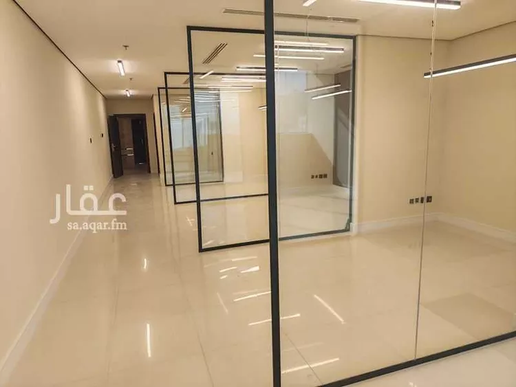 مكتب تجاري للإيجار في شارع طريق الملك خالد, حي النخيل, مدينة الدمام, المنطقة الشرقية