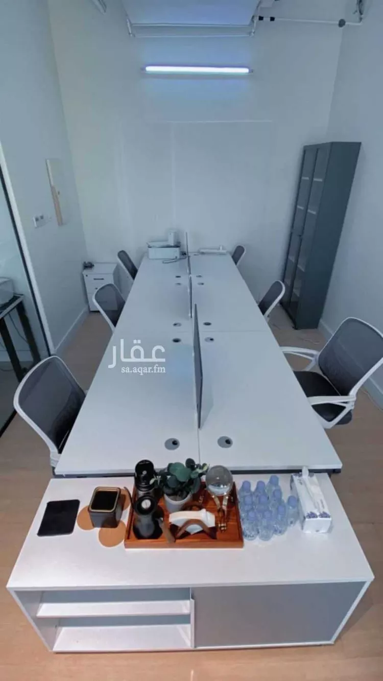 مكتب تجاري للإيجار في شارع طريق عثمان بن عفان الفرعي, حي الإزدهار, مدينة الرياض, منطقة الرياض صورة 5