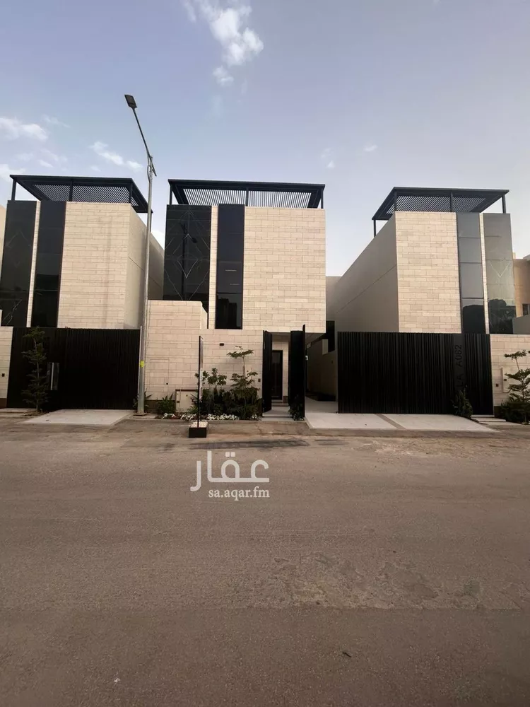 فيلا للبيع في شارع بقي بن محمد, حي القيروان, مدينة الرياض, منطقة الرياض