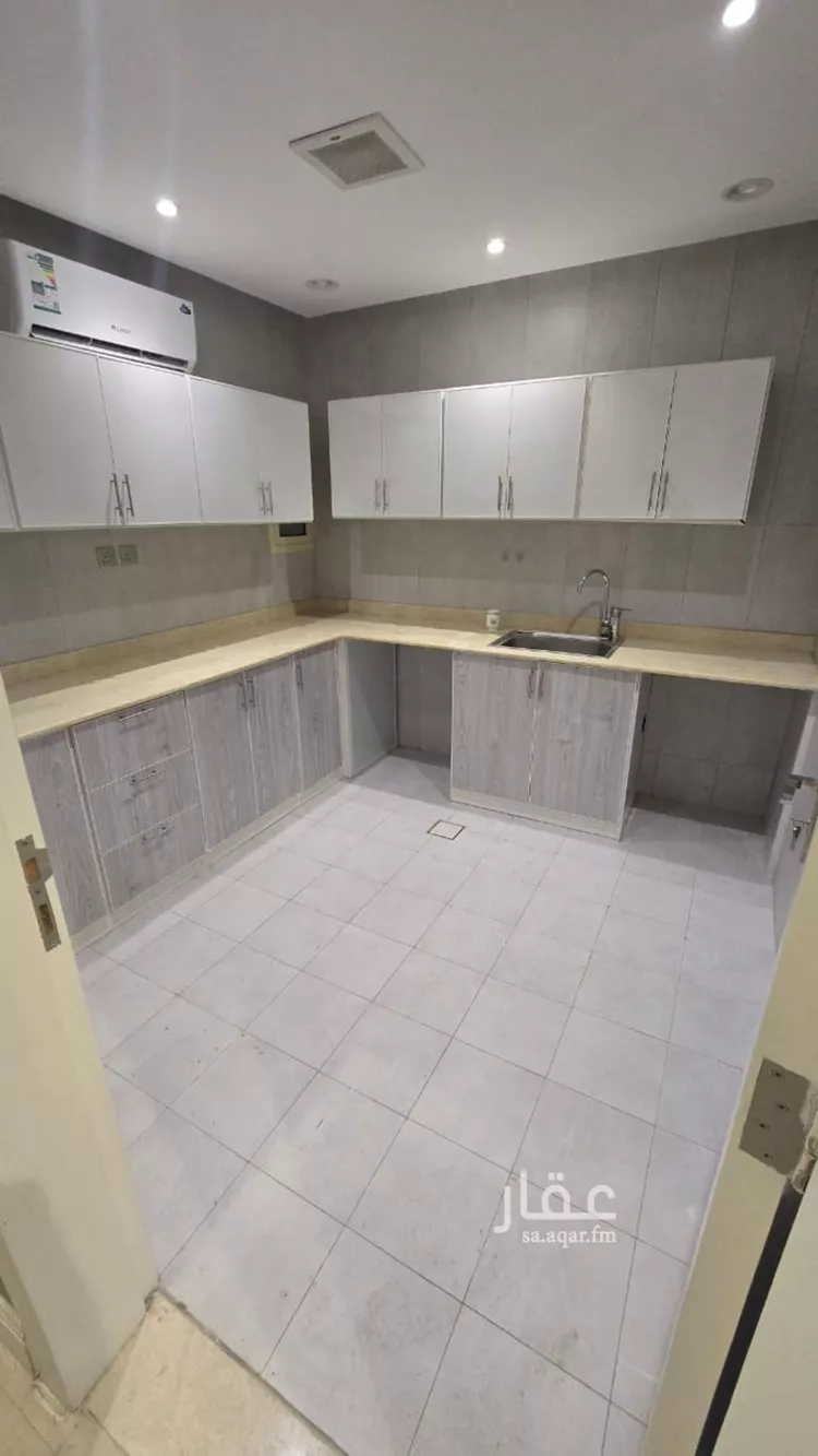شقة للإيجار في شارع الحوطة, حي الملقا, مدينة الرياض, منطقة الرياض صورة 3