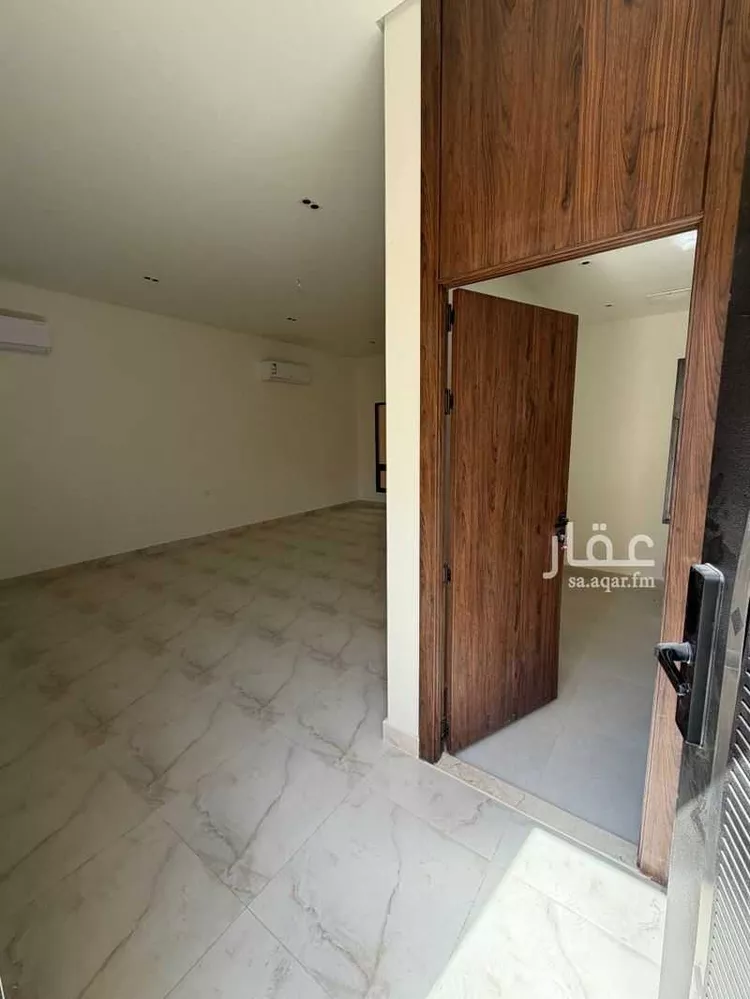 فيلا للإيجار في شارع 518917, حي بدر, مدينة الرياض, منطقة الرياض 6