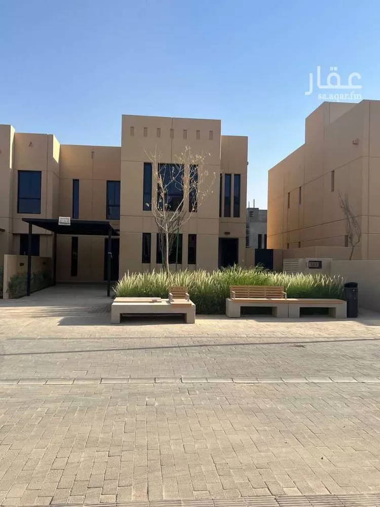 فيلا للبيع في شارع رقم 1049, حي سدرة, مدينة الرياض, منطقة الرياض صورة 2