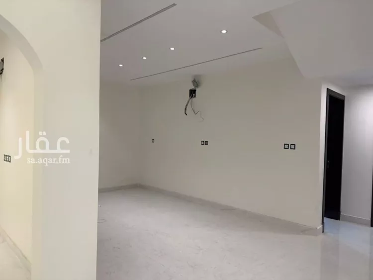 فيلا للإيجار في شارع 11ب, حي الكوثر, مدينة الخبر, المنطقة الشرقية صورة 2