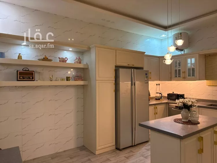 Floor for Sale in Al Khobar Al Amwaj 10