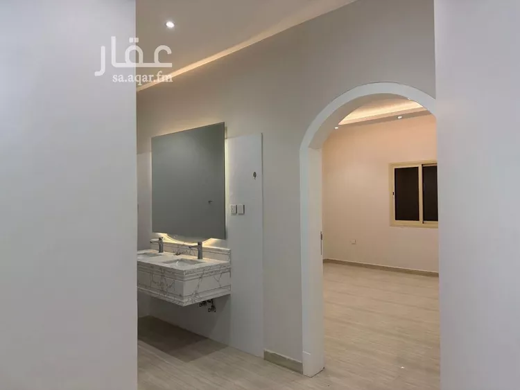 فيلا للإيجار في شارع قرن المنازل, حي الصواري, مدينة الخبر, المنطقة الشرقية صورة 4