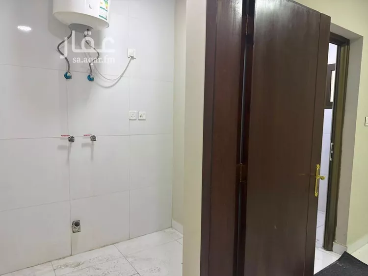 فيلا للإيجار في شارع القرص, حي الأمواج, مدينة الخبر, المنطقة الشرقية صورة 4