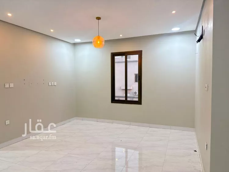 فيلا للإيجار في شارع القرص, حي الأمواج, مدينة الخبر, المنطقة الشرقية 10