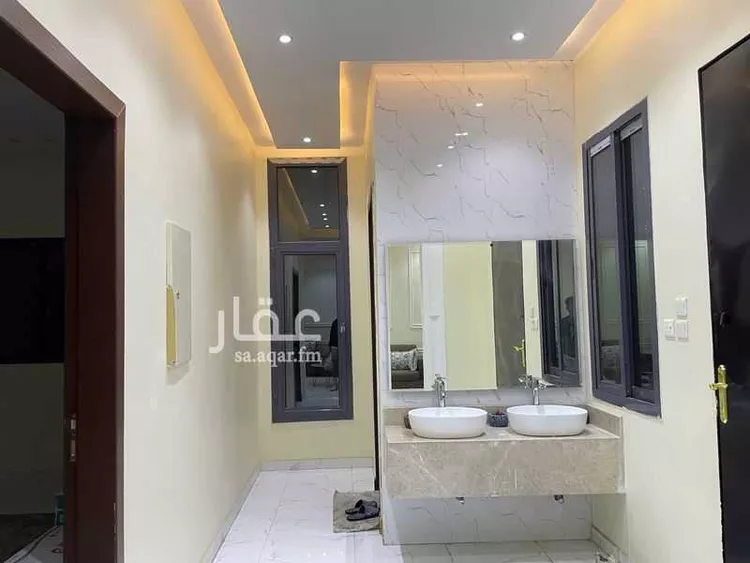 فيلا للإيجار في شارع إبراهيم المروزي ، حي عريض ، الرياض ، منطقة الرياض صورة 4