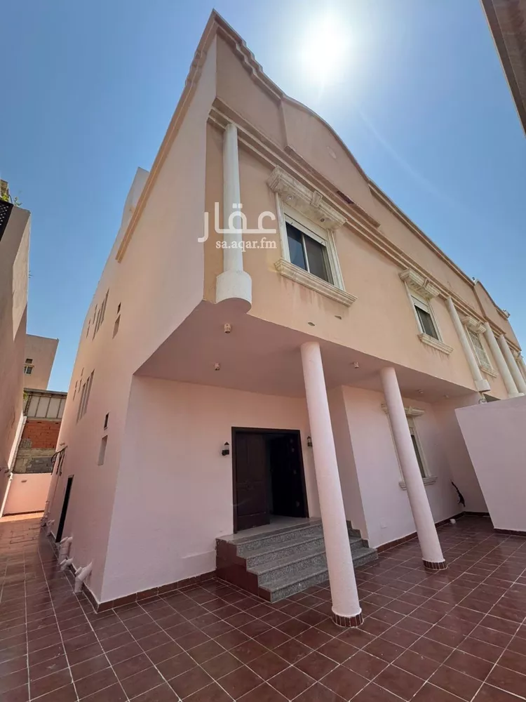 فيلا للإيجار في شارع يحيى العلمي, حي اللؤلؤ, مدينة جدة, منطقة مكة المكرمة