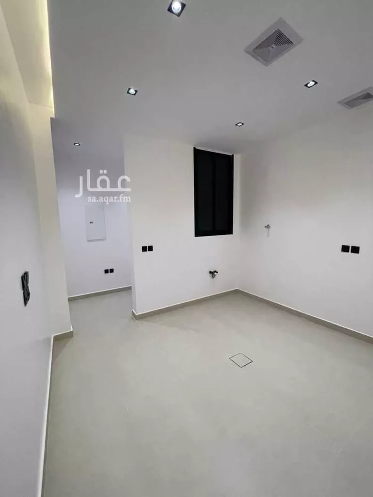 شقة للبيع في شارع الجموح الانصاري, حي الورود, مدينة المزاحمية, منطقة الرياض صورة 2