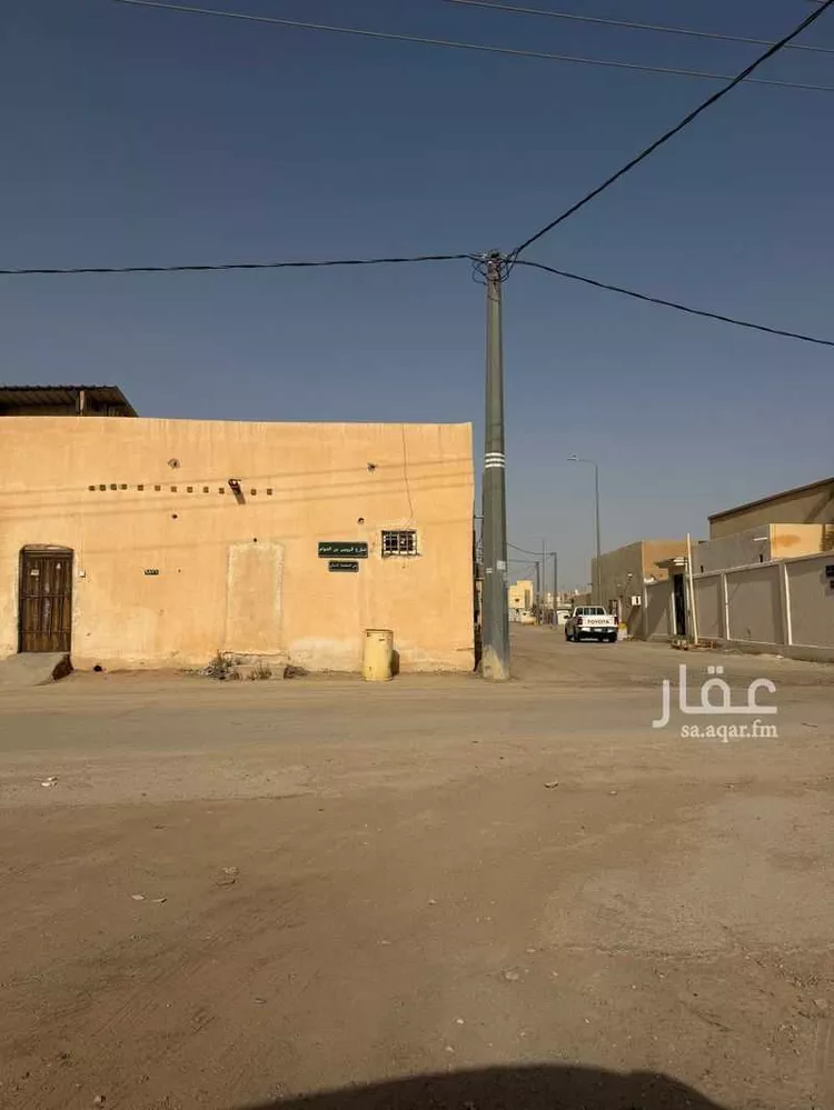 فيلا للبيع في شارع ابو امية الازدي, حي الغطغط, مدينة المزاحمية, منطقة الرياض 9