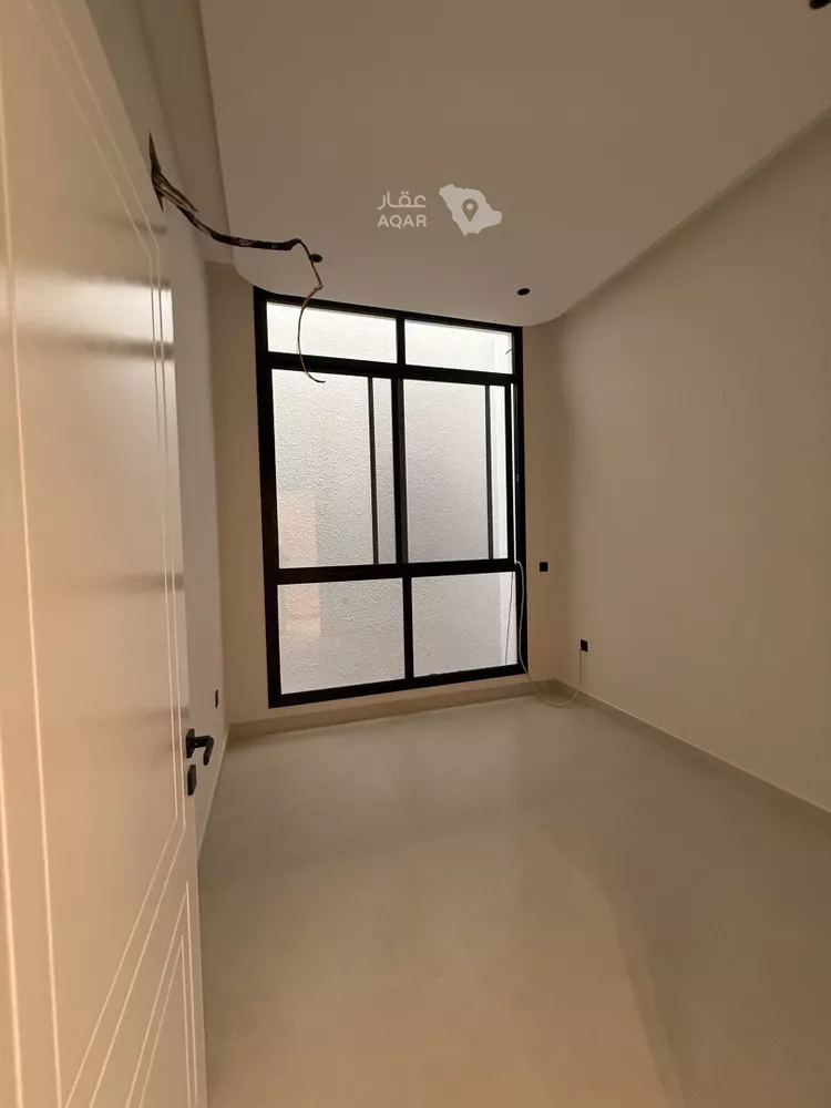 Floor for Sale in Riyadh Ar Rabie 13