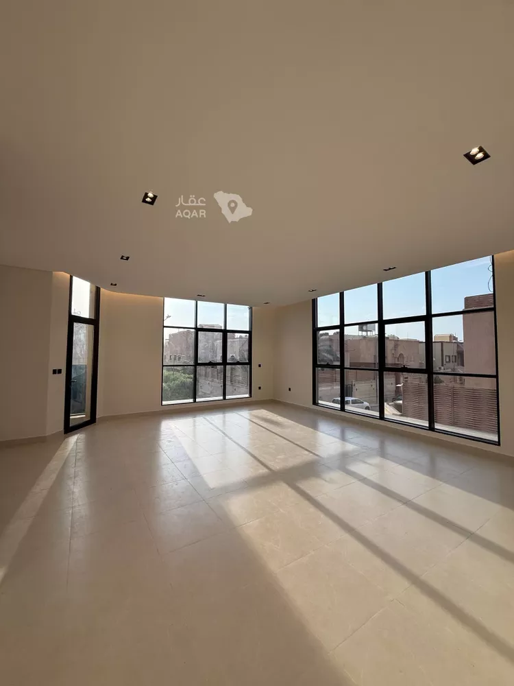 Floor for Sale in Riyadh Ar Rabie 6