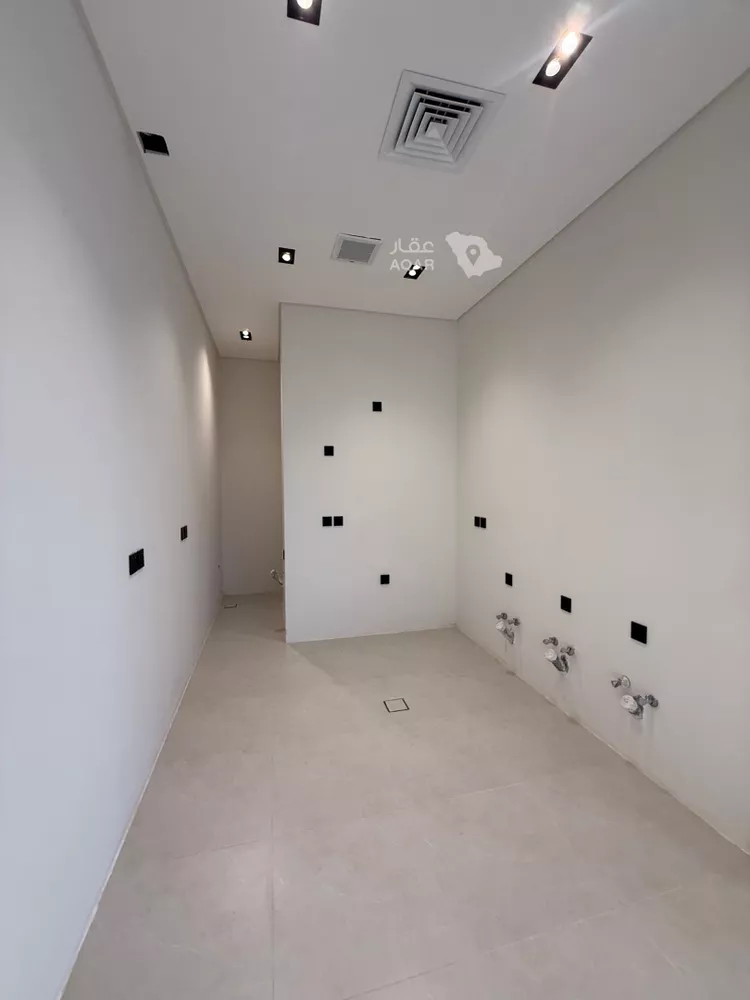 Floor for Sale in Riyadh Ar Rabie 9