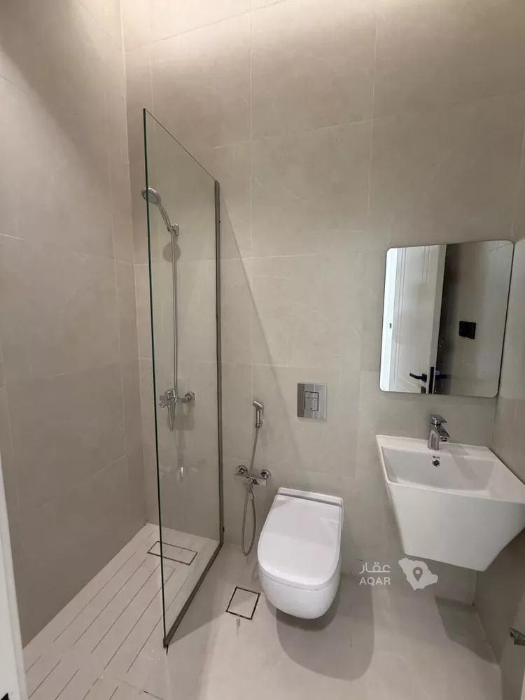 Floor for Sale in Riyadh Ar Rabie 15