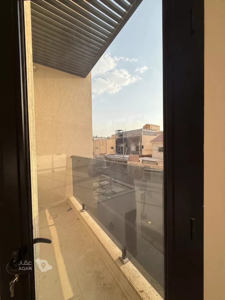 Floor for Sale in Riyadh Ar Rabie 7