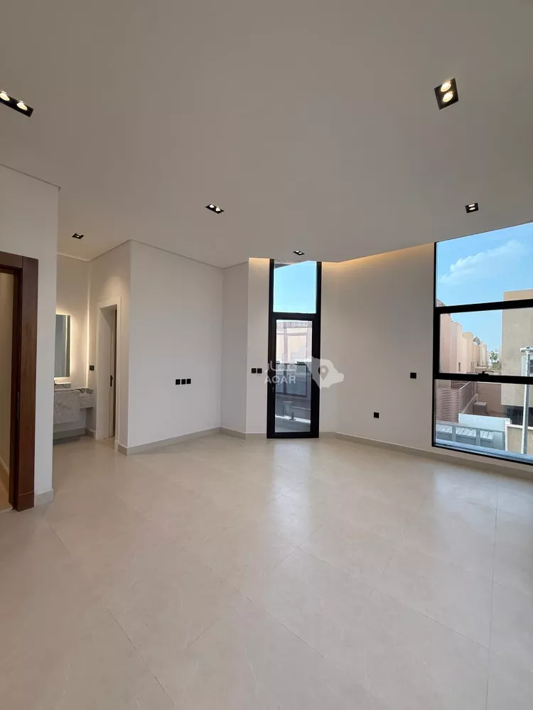 Floor for Sale in Riyadh Ar Rabie 7