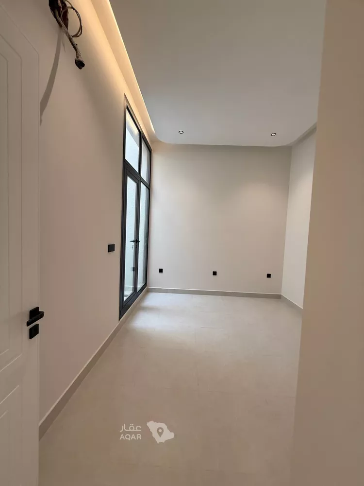 Floor for Sale in Riyadh Ar Rabie 10