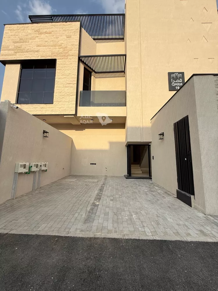 Floor for Sale in Riyadh Ar Rabie