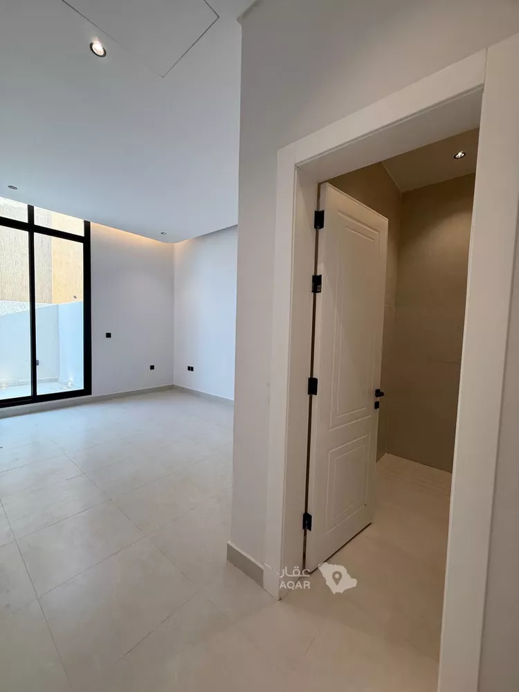 Floor for Sale in Riyadh Ar Rabie 14