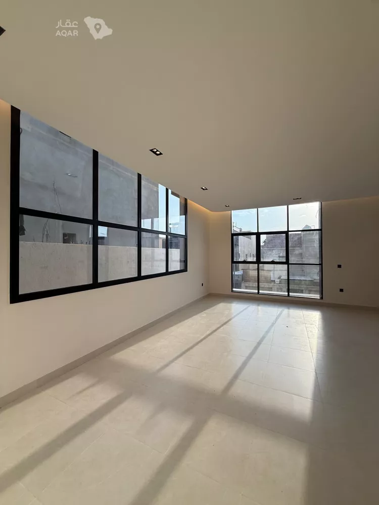 Floor for Sale in Riyadh Ar Rabie 6