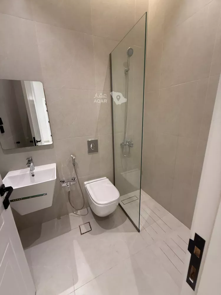 Floor for Sale in Riyadh Ar Rabie 16