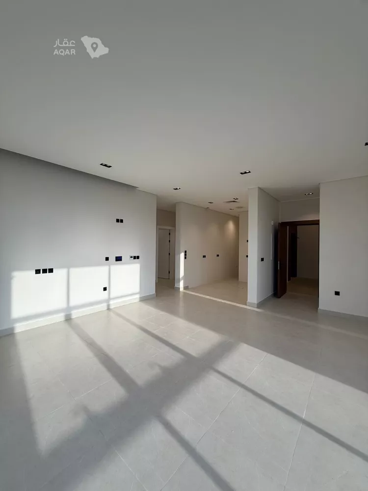 Floor for Sale in Riyadh Ar Rabie 12