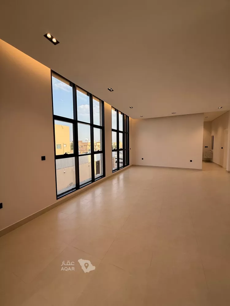 Floor for Sale in Riyadh Ar Rabie 12