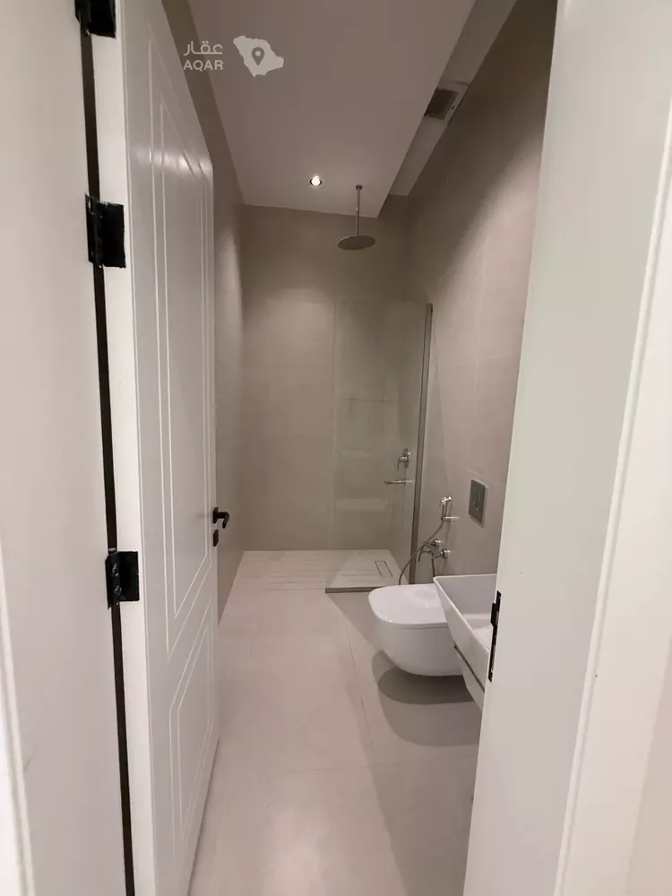 Floor for Sale in Riyadh Ar Rabie 12