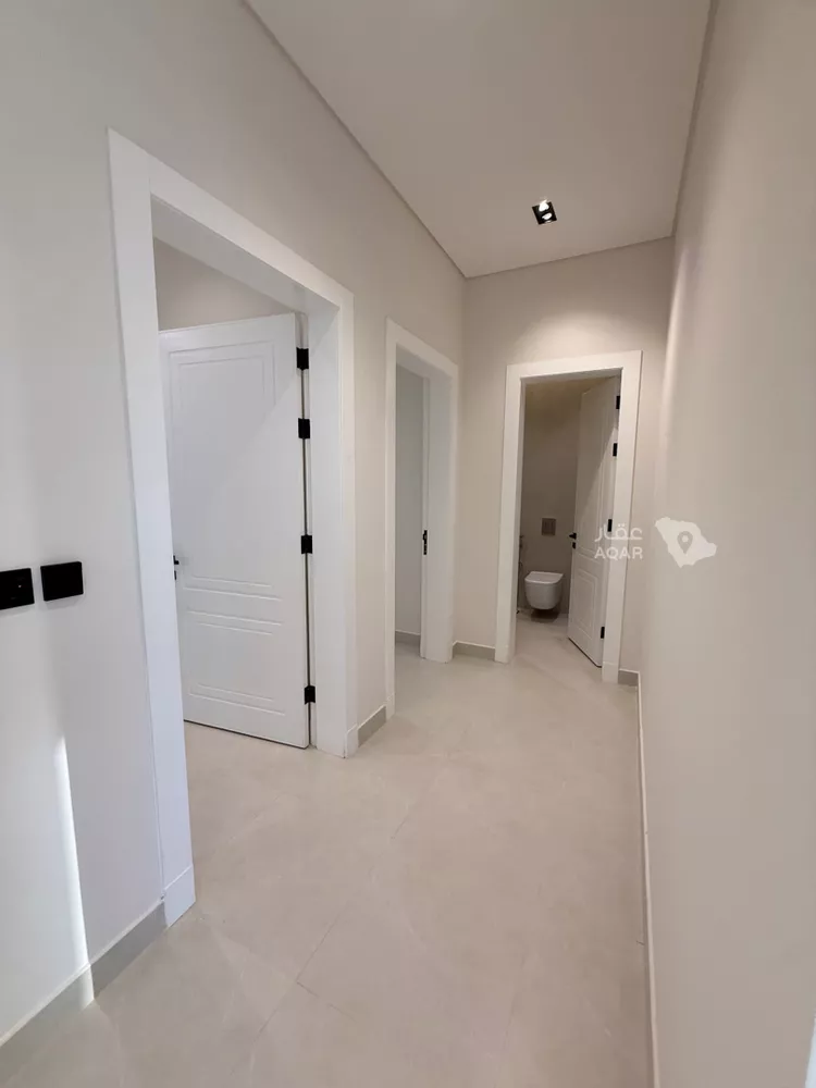 Floor for Sale in Riyadh Ar Rabie 13