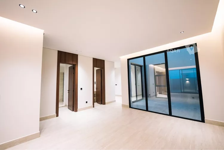 Floor for Sale in Riyadh Ar Rayan 3