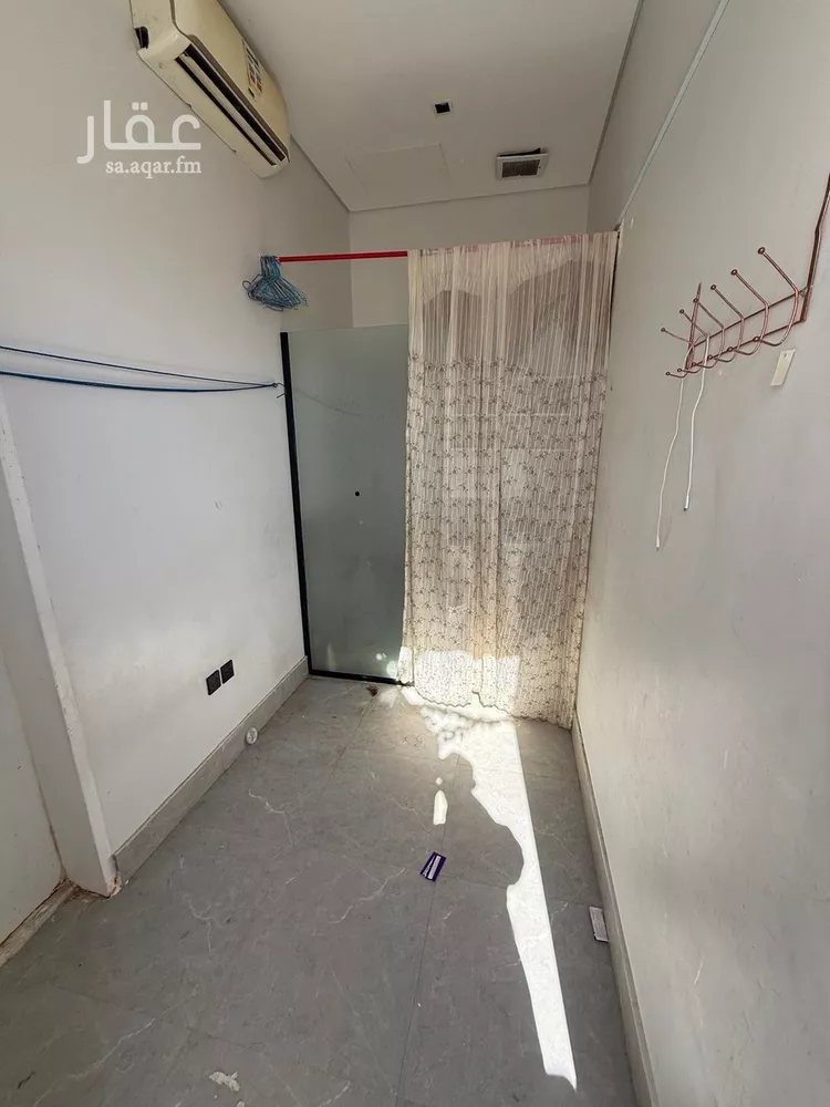 غرفة للإيجار في شارع أحمد بن محمد الهروي, حي القيروان, مدينة الرياض, منطقة الرياض صورة 2