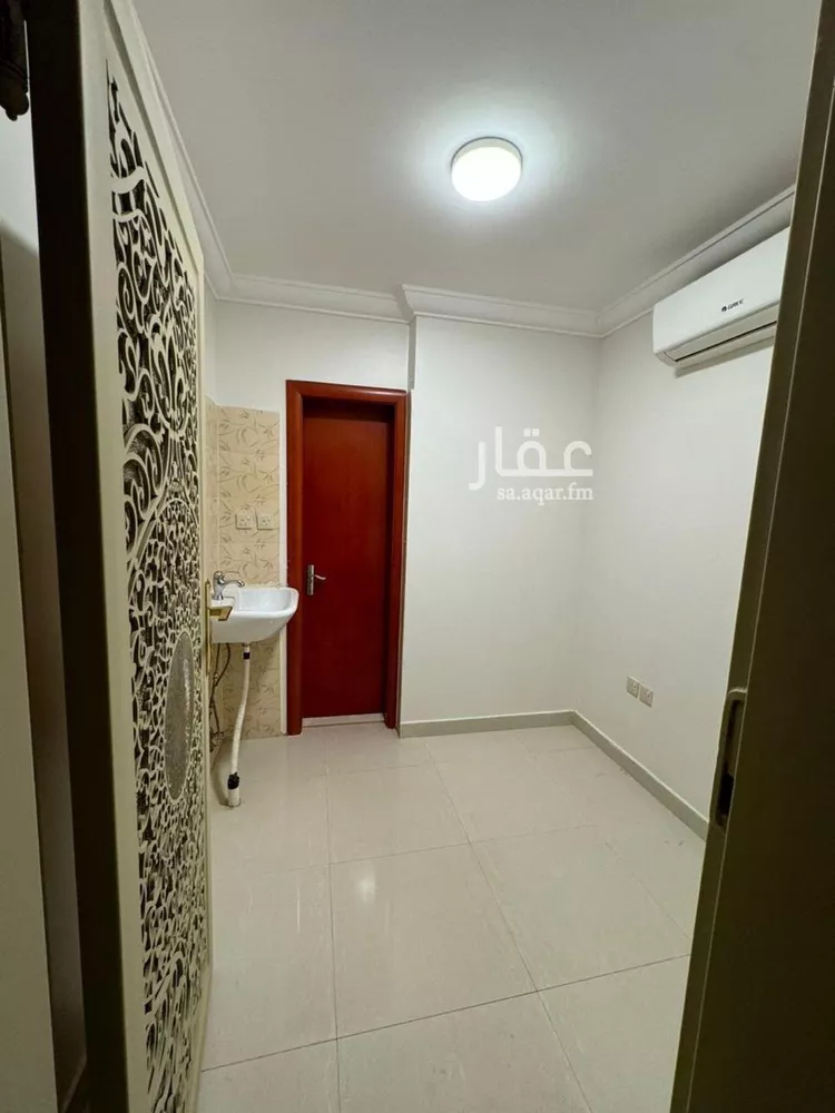 غرفة للإيجار في شارع عبدالوهاب الهادي, حي القيروان, مدينة الرياض, منطقة الرياض صورة 2