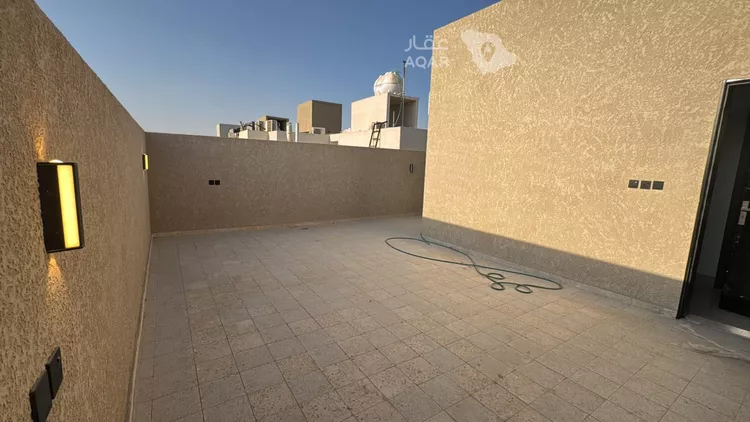 Floor for Sale in Riyadh An Narjis 17