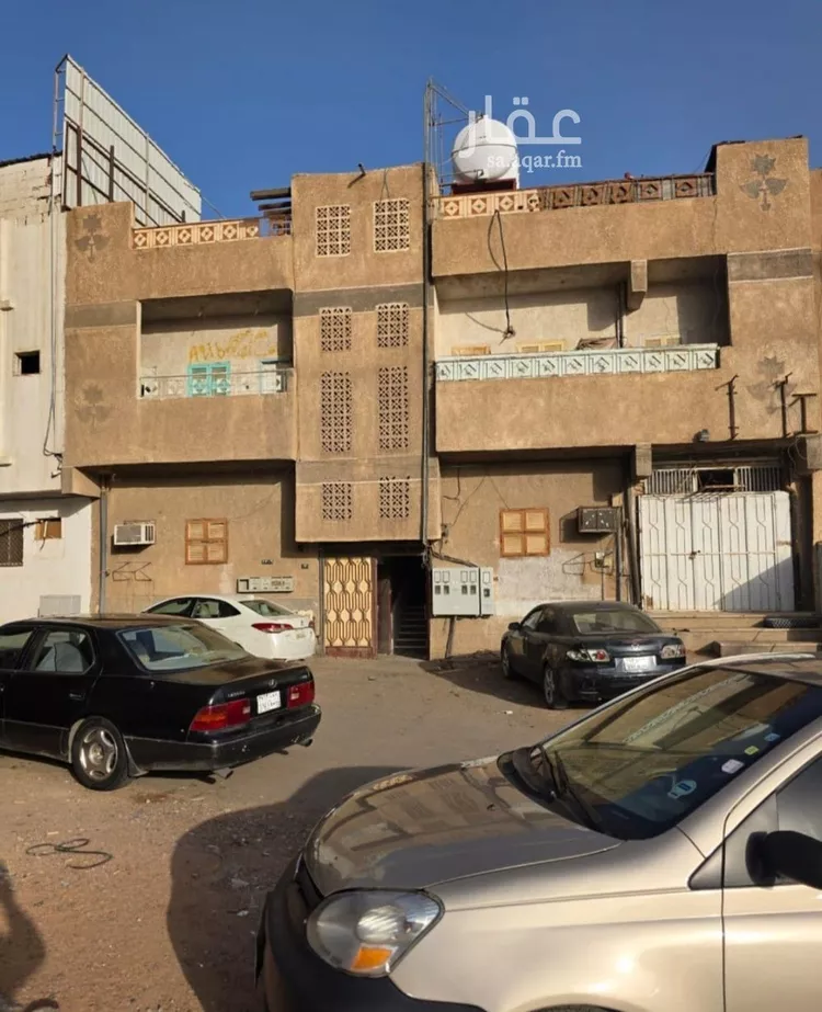 عمارة للبيع في شارع احمد بن معين, حي الأصيفرين, مدينة المدينة المنورة, منطقة المدينة المنورة صورة 5