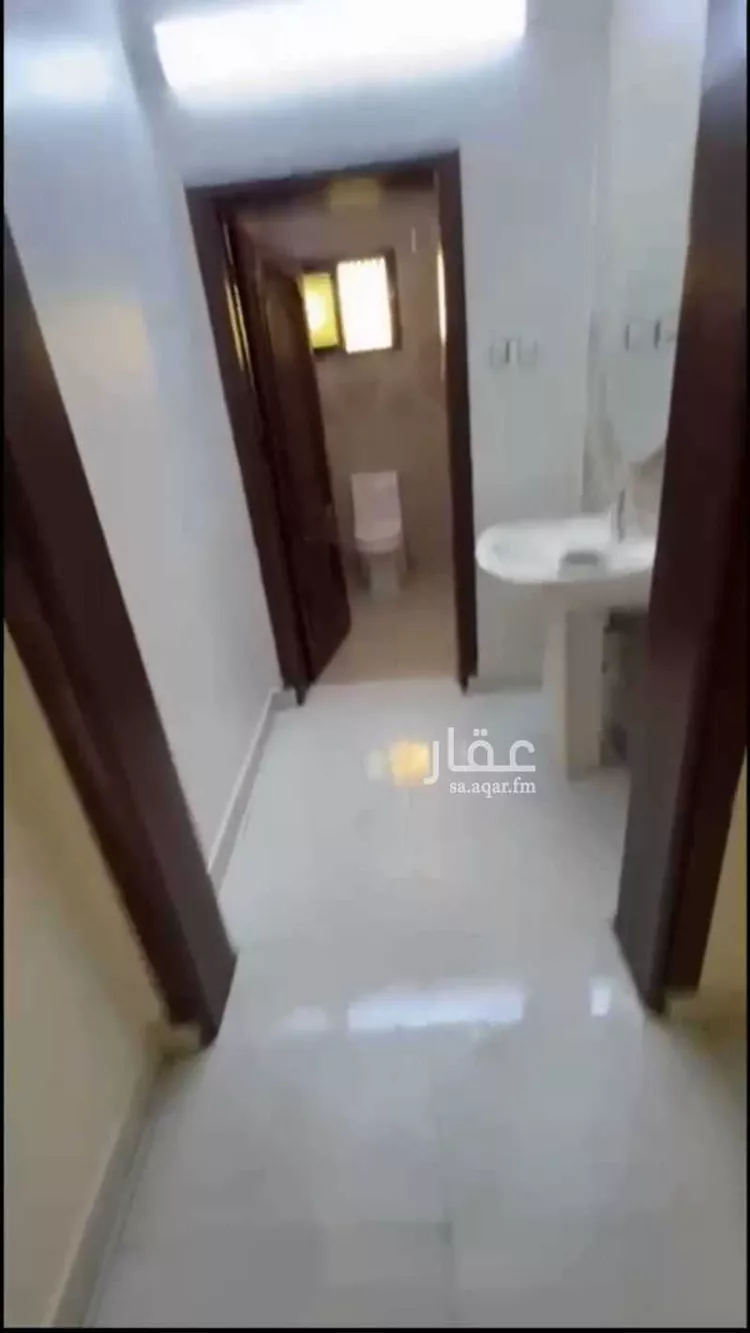 عمارة للبيع في شارع عمر الرياحي, حي الدفاع, مدينة المدينة المنورة, منطقة المدينة المنورة صورة 5