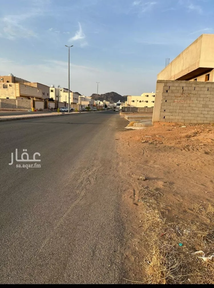 أرض للبيع في شارع الحناكية 22, حي مخطط المنح, مدينة الحناكيه, منطقة المدينة المنورة صورة 3