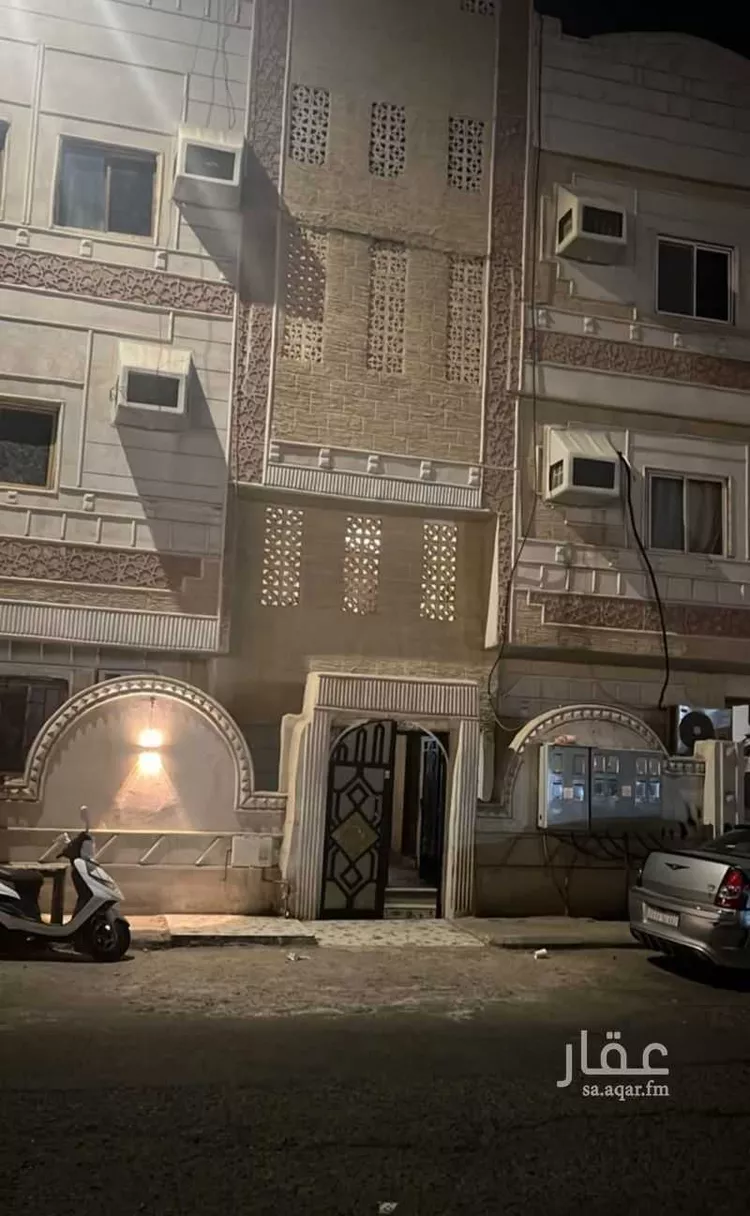 Building for Sale in Medina Qurban صورة 4