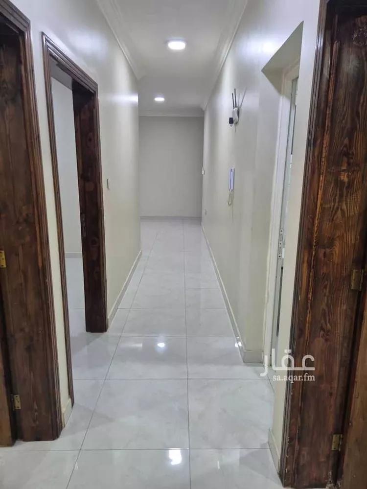 عمارة للإيجار في شارع الحوية, حي المرقاب, مدينة الجبيل, المنطقة الشرقية صورة 2