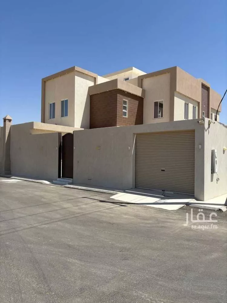 فيلا للبيع في شارع شارع النقيب 108, حي النزهة, مدينة بريدة, منطقة القصيم